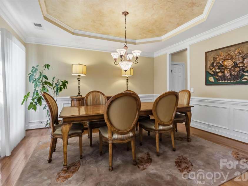 7607 Meadow Grove Drive, Waxhaw, NC 28173.  MLS# CAR4424010, YatesRealty ID 50439. 