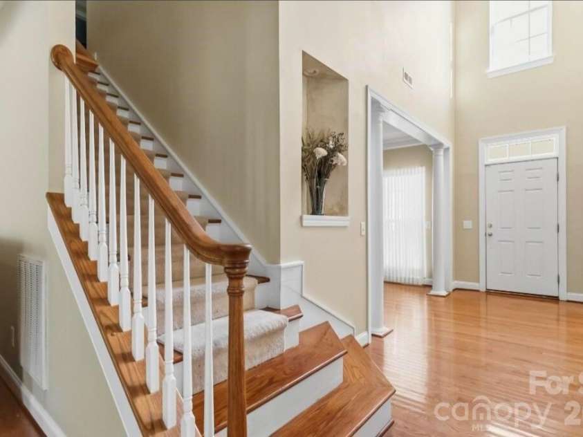 7607 Meadow Grove Drive, Waxhaw, NC 28173.  MLS# CAR4424010, YatesRealty ID 50439. 
