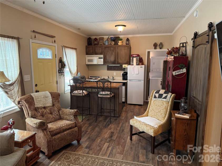 222 Lake Tillery Trail, Mount Gilead, NC 27306.  MLS# CAR4423632, YatesRealty ID 50441. 