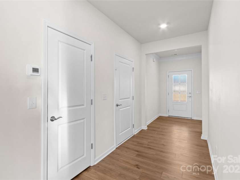 206 White Apple Way, Statesville, NC 28625.  MLS# CAR4322148, YatesRealty ID 50444. 