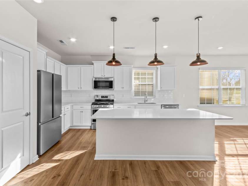 206 White Apple Way, Statesville, NC 28625.  MLS# CAR4322148, YatesRealty ID 50444. 