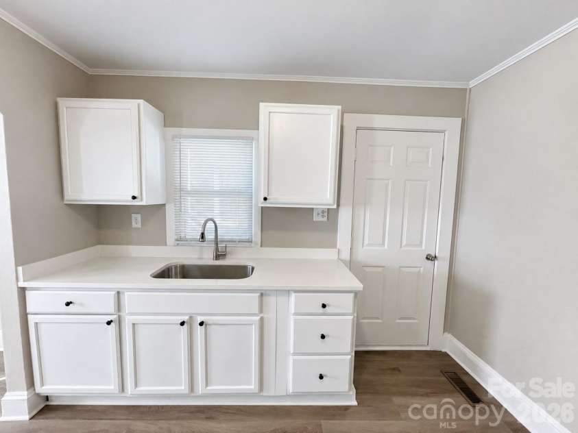 711 West Rice Street, Landis, NC 28088.  MLS# CAR4423850, YatesRealty ID 50445. 