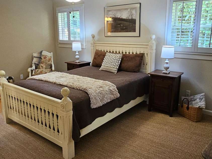 56 Candler Heights Road, Candler, NC 28715.  MLS# CAR4424014, YatesRealty ID 50447. 