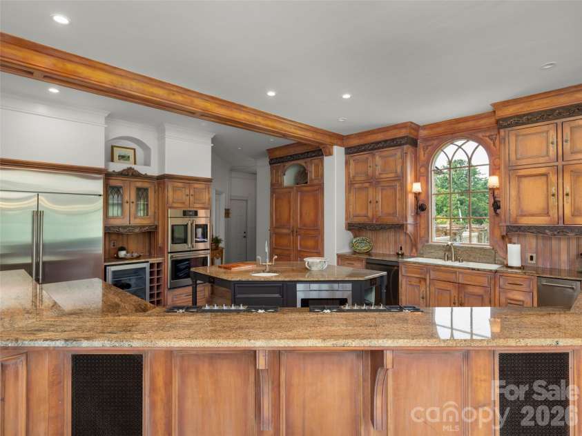 9 Brooklawn Chase None, Asheville, NC 28803.  MLS# CAR4420007, YatesRealty ID 50452. 