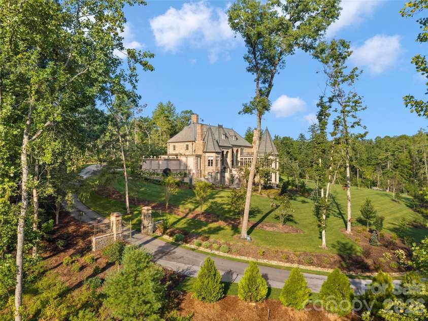 9 Brooklawn Chase None, Asheville, NC 28803.  MLS# CAR4420007, YatesRealty ID 50452. 