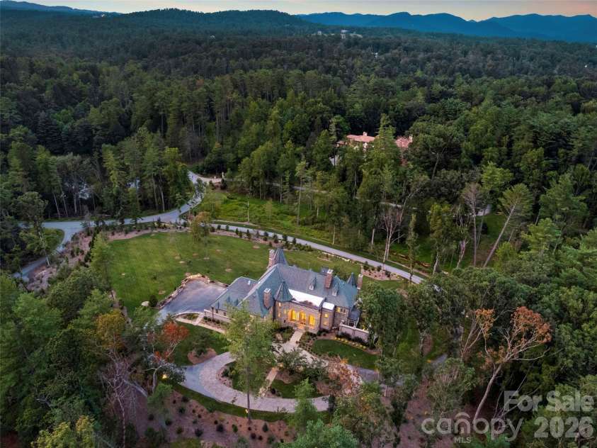 9 Brooklawn Chase None, Asheville, NC 28803.  MLS# CAR4420007, YatesRealty ID 50452. 