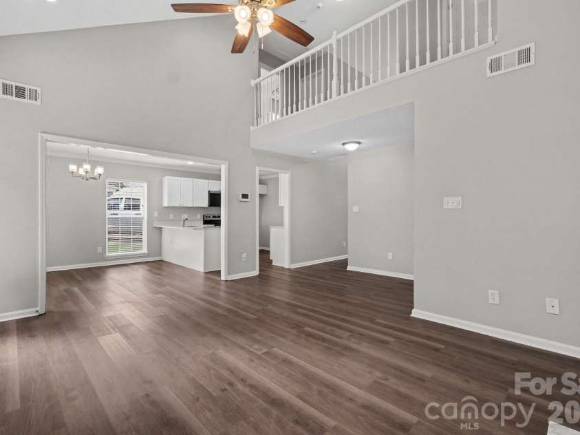 8401 Redstone View Drive, Charlotte, NC 28269.  MLS# CAR4397005, YatesRealty ID 50453. 