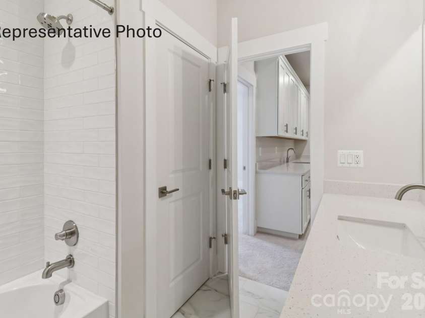 920 Azura Lane, Fort Mill, SC 29715.  MLS# CAR4424021, YatesRealty ID 50457. 