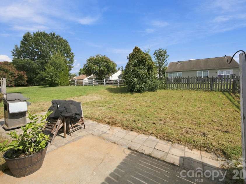 7422 Stone Mountain Court, Charlotte, NC 28262.  MLS# CAR4423941, YatesRealty ID 50458. 