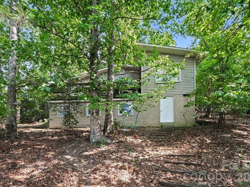 327 Grasshopper Circle, Mooresville, NC 28117.  MLS# CAR4422266, YatesRealty ID 50460. 