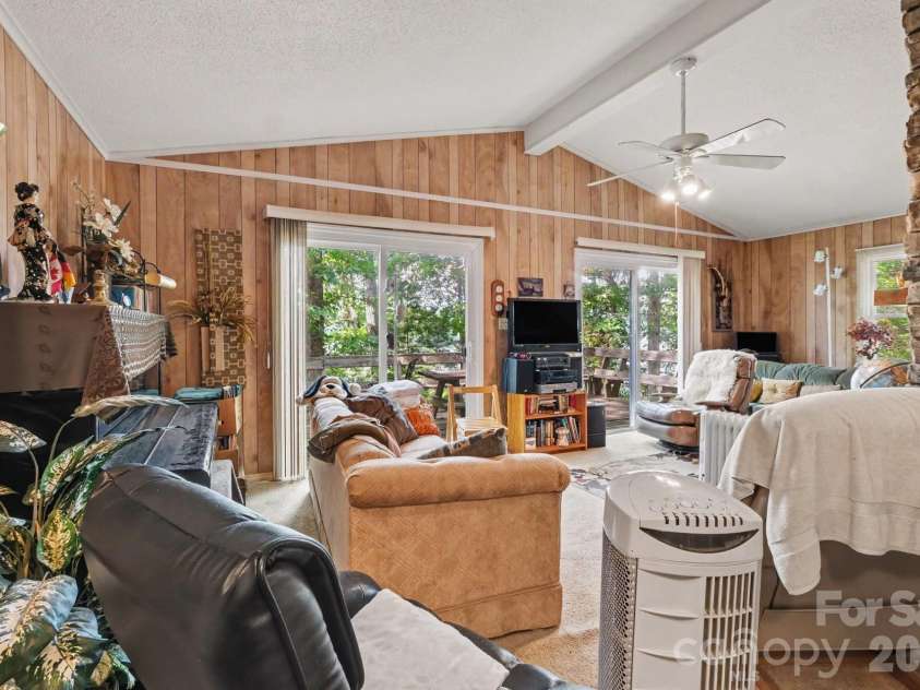 327 Grasshopper Circle, Mooresville, NC 28117.  MLS# CAR4422266, YatesRealty ID 50460. 