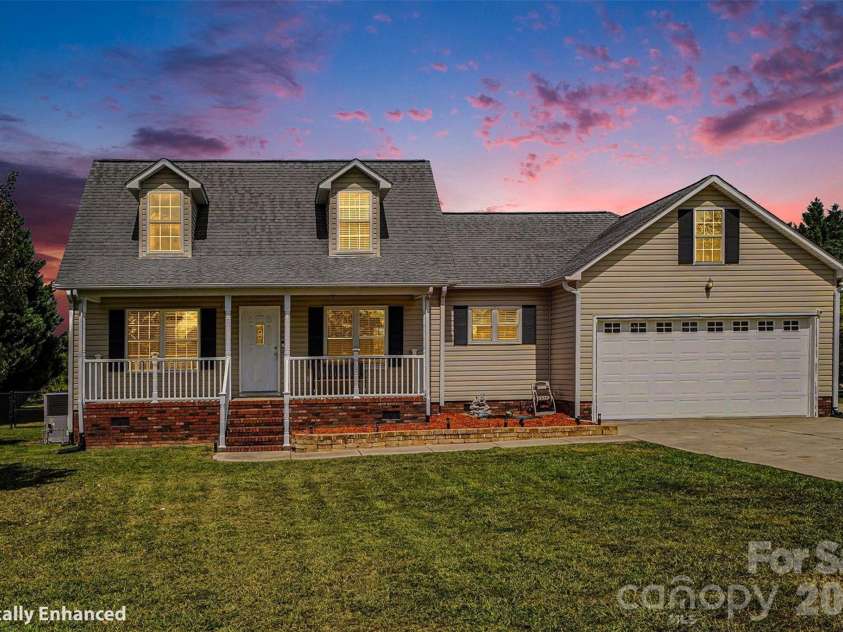 520 White Dove Court, Rock Hill, SC 29730.  MLS# CAR4423694, YatesRealty ID 50461. 