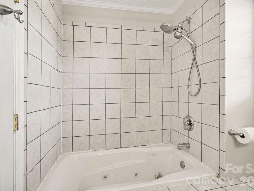 520 White Dove Court, Rock Hill, SC 29730.  MLS# CAR4423694, YatesRealty ID 50461. 