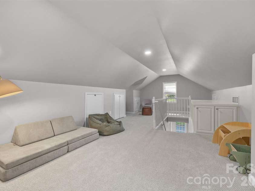 4310 Craig Avenue, Charlotte, NC 28211.  MLS# CAR4420909, YatesRealty ID 50463. 