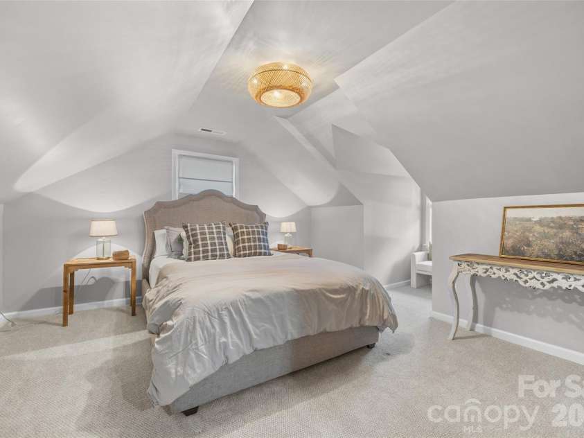 4310 Craig Avenue, Charlotte, NC 28211.  MLS# CAR4420909, YatesRealty ID 50463. 