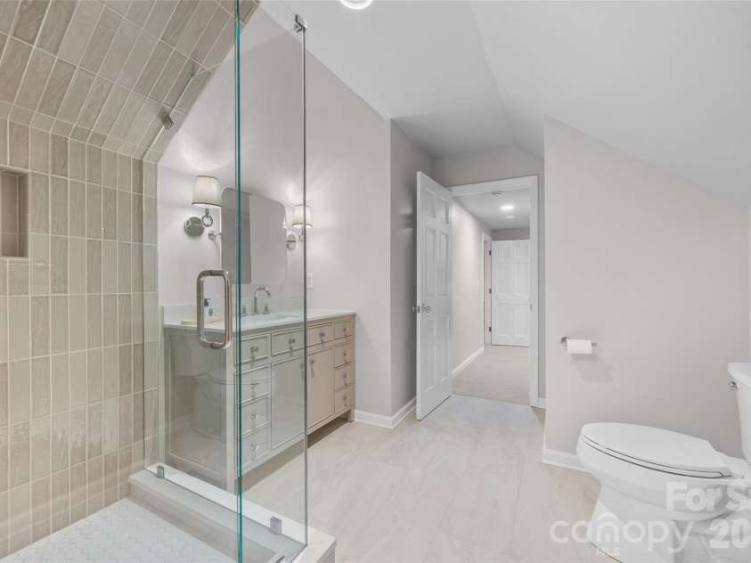4310 Craig Avenue, Charlotte, NC 28211.  MLS# CAR4420909, YatesRealty ID 50463. 