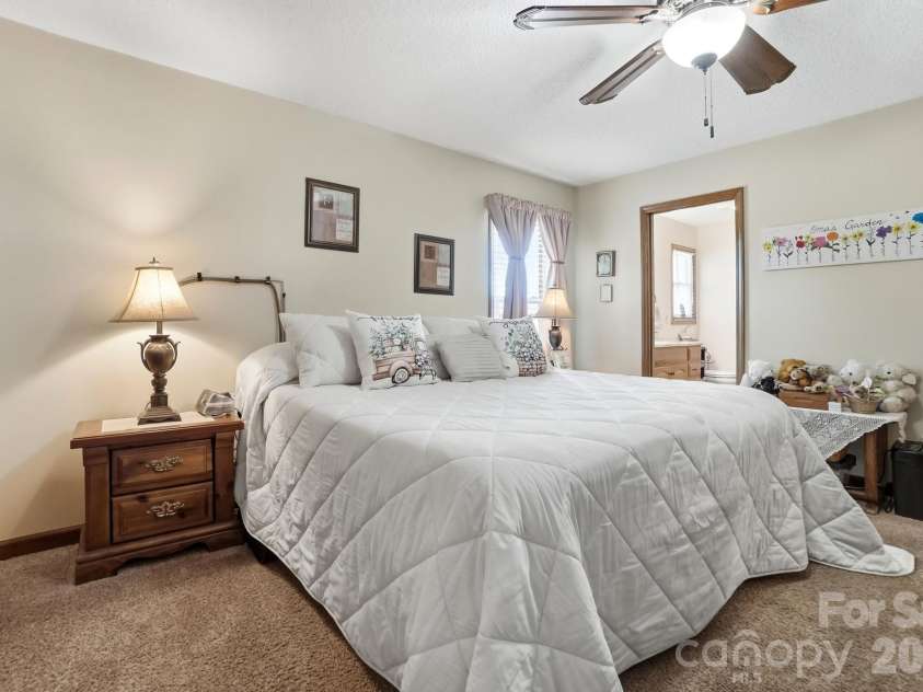 1061 Old Peachland Road, Marshville, NC 28103.  MLS# CAR4423840, YatesRealty ID 50464. 