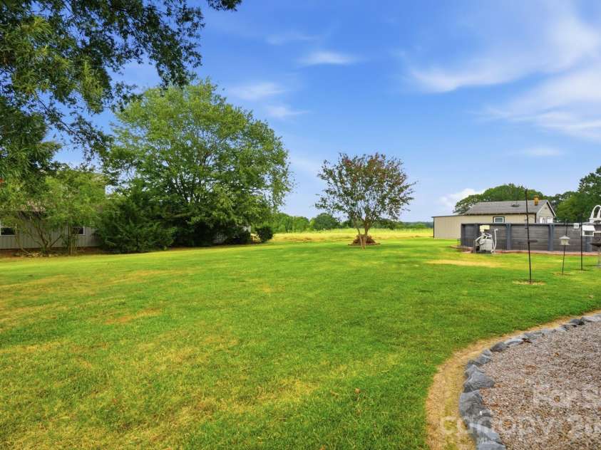 1061 Old Peachland Road, Marshville, NC 28103.  MLS# CAR4423840, YatesRealty ID 50464. 