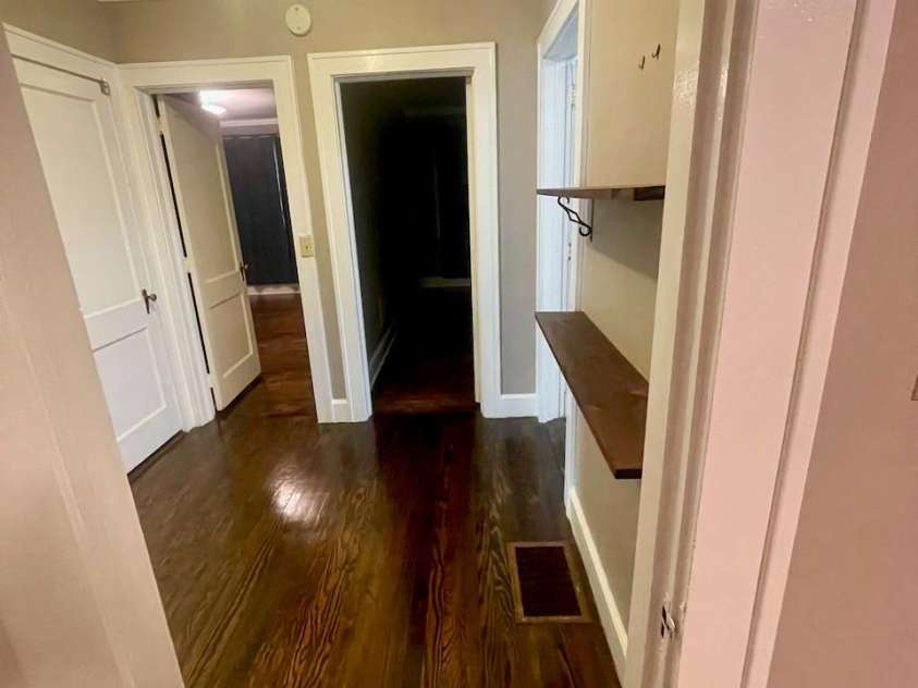 130 School Drive, Spartanburg, SC 29301.  MLS# CAR4423594, YatesRealty ID 50466. 
