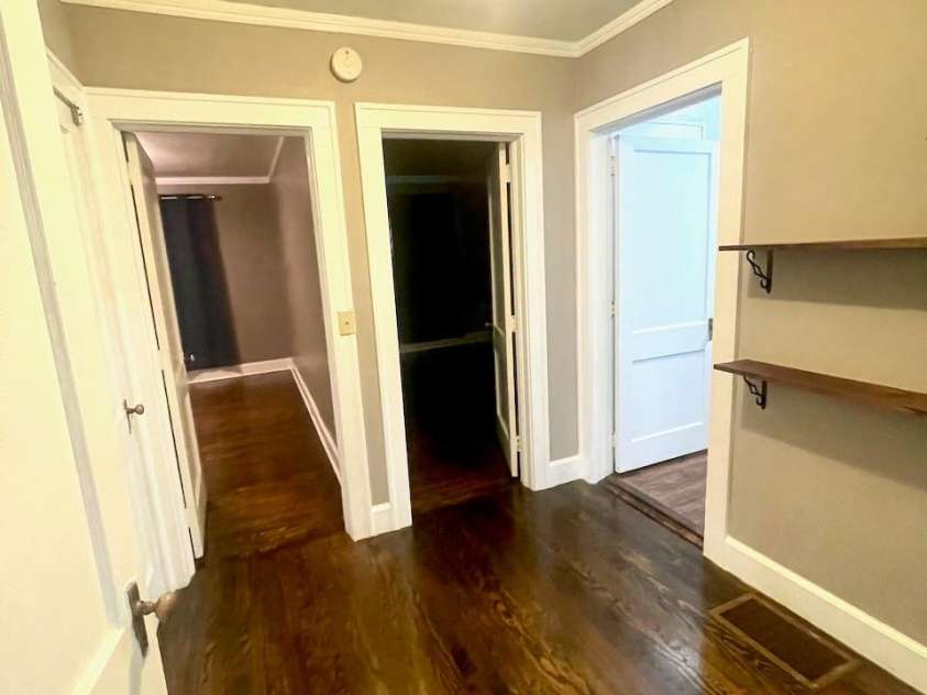130 School Drive, Spartanburg, SC 29301.  MLS# CAR4423594, YatesRealty ID 50466. 