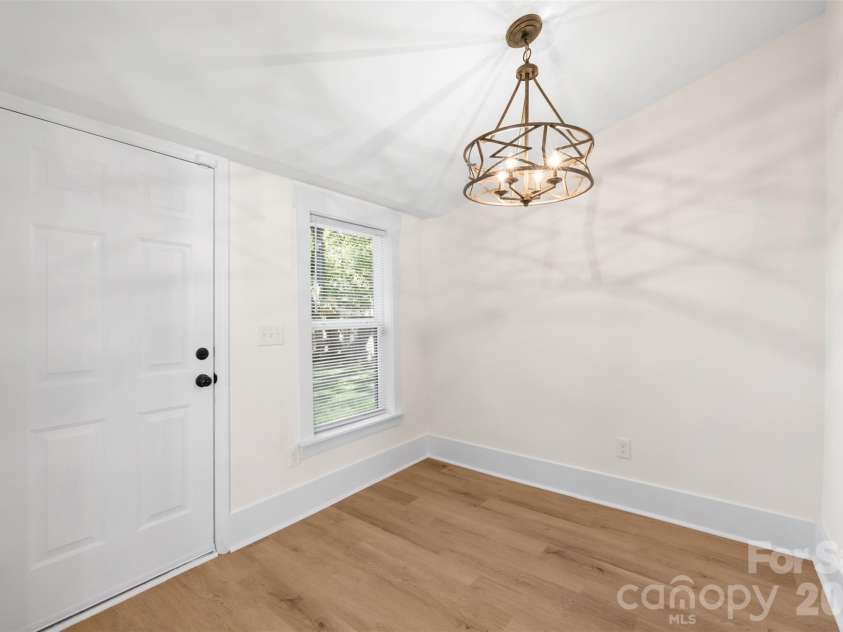 4309 Hovis Road, Charlotte, NC 28208.  MLS# CAR4420478, YatesRealty ID 50467. Dining Room