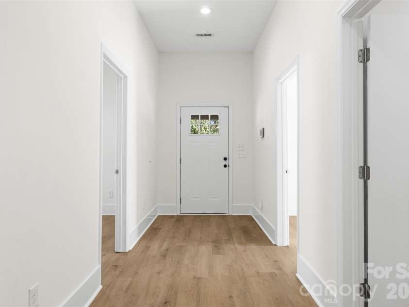 4309 Hovis Road, Charlotte, NC 28208.  MLS# CAR4420478, YatesRealty ID 50467. Entry Hallway