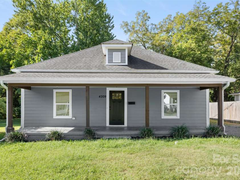 4309 Hovis Road, Charlotte, NC 28208.  MLS# CAR4420478, YatesRealty ID 50467. Front Exterior