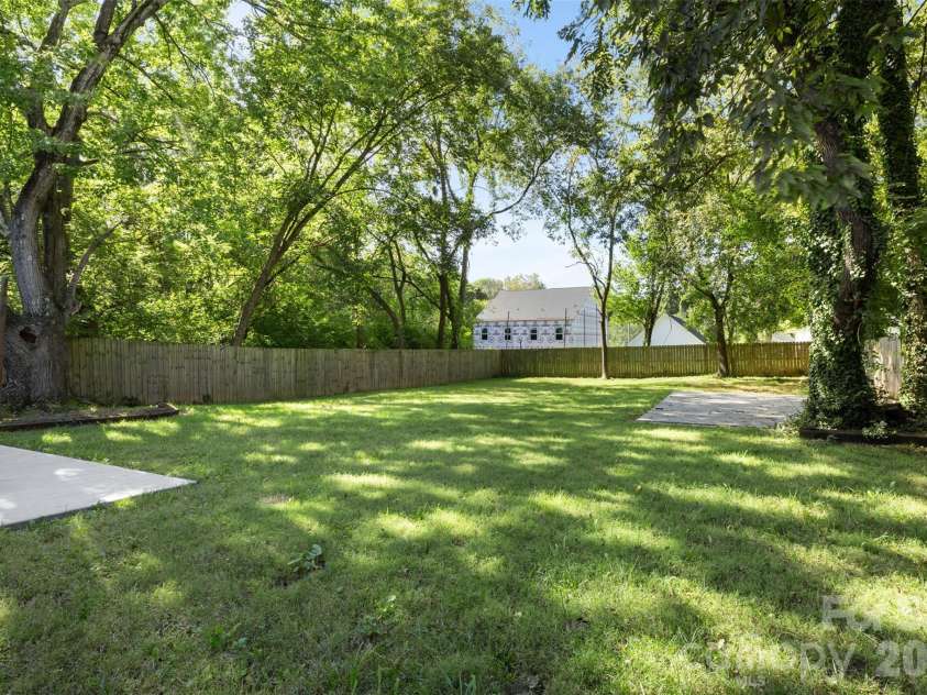 4309 Hovis Road, Charlotte, NC 28208.  MLS# CAR4420478, YatesRealty ID 50467. Large Flat Backyard!