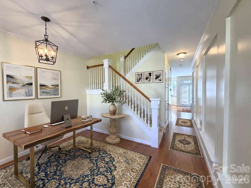 968 Park Slope Drive, Charlotte, NC 28209.  MLS# CAR4420864, YatesRealty ID 50468. 