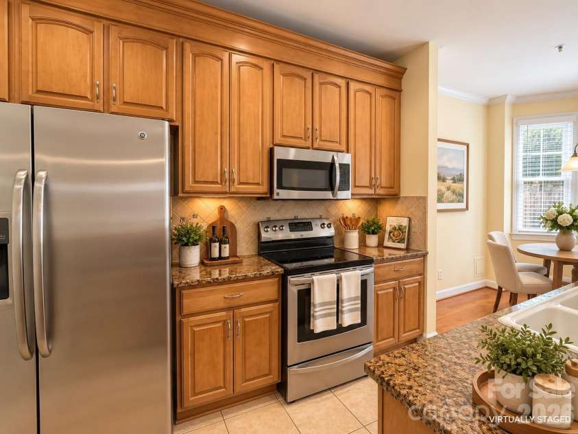 968 Park Slope Drive, Charlotte, NC 28209.  MLS# CAR4420864, YatesRealty ID 50468. 