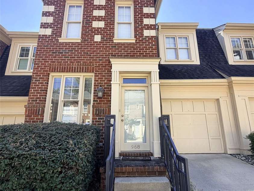 968 Park Slope Drive, Charlotte, NC 28209.  MLS# CAR4420864, YatesRealty ID 50468. Front Alt View