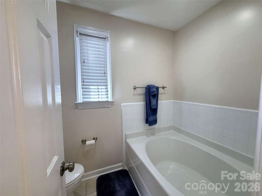 968 Park Slope Drive, Charlotte, NC 28209.  MLS# CAR4420864, YatesRealty ID 50468. Primary Bath Alt View