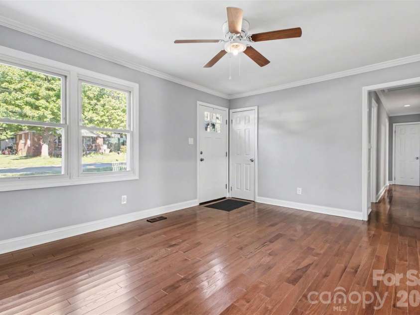 2920 Glendale Avenue, Kannapolis, NC 28081.  MLS# CAR4424056, YatesRealty ID 50469. 