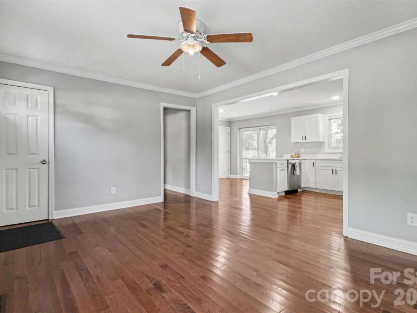 2920 Glendale Avenue, Kannapolis, NC 28081.  MLS# CAR4424056, YatesRealty ID 50469. 
