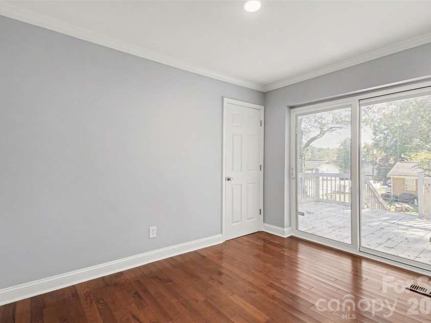 2920 Glendale Avenue, Kannapolis, NC 28081.  MLS# CAR4424056, YatesRealty ID 50469. 