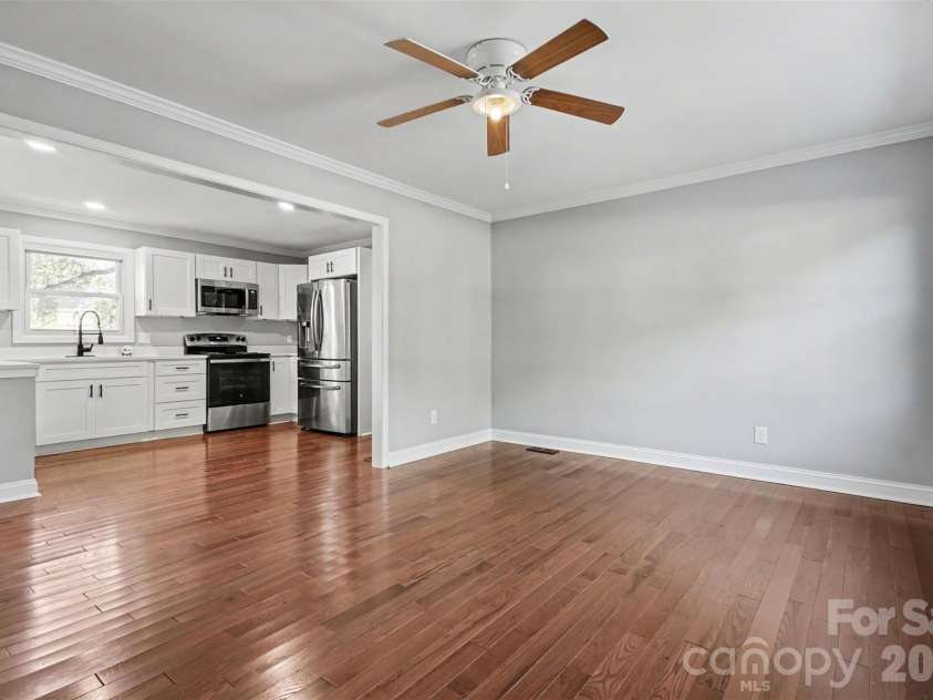 2920 Glendale Avenue, Kannapolis, NC 28081.  MLS# CAR4424056, YatesRealty ID 50469. 