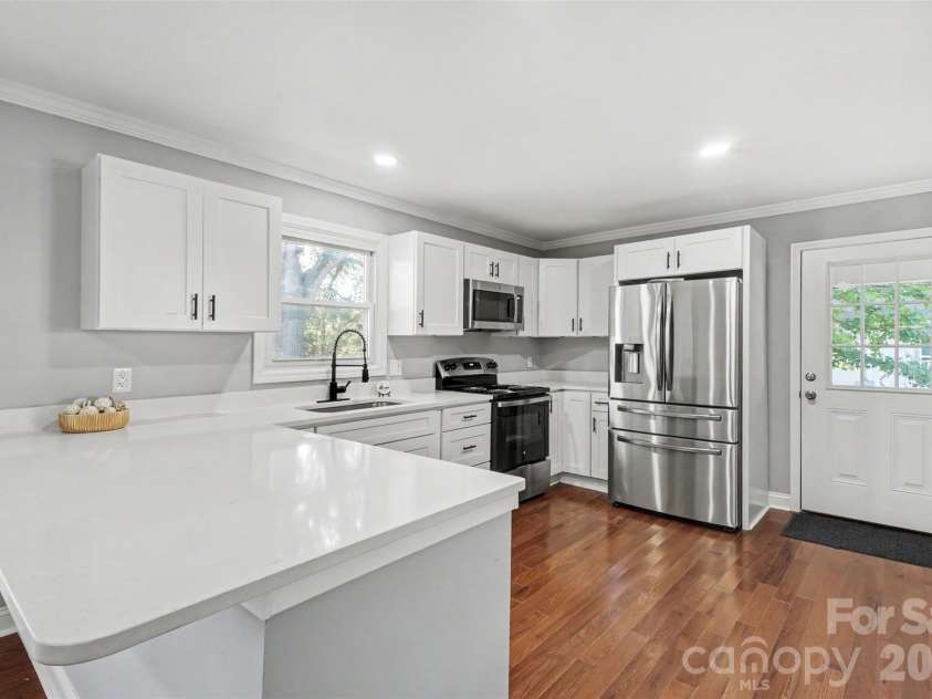 2920 Glendale Avenue, Kannapolis, NC 28081.  MLS# CAR4424056, YatesRealty ID 50469. 