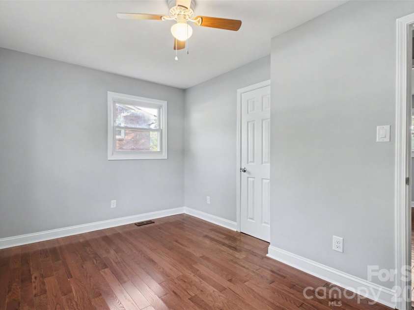2920 Glendale Avenue, Kannapolis, NC 28081.  MLS# CAR4424056, YatesRealty ID 50469. 