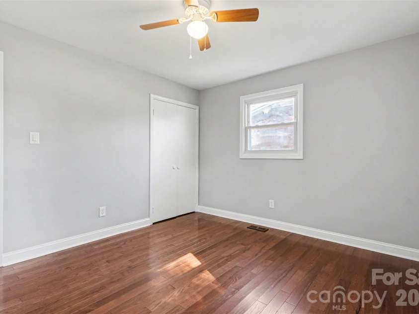 2920 Glendale Avenue, Kannapolis, NC 28081.  MLS# CAR4424056, YatesRealty ID 50469. 