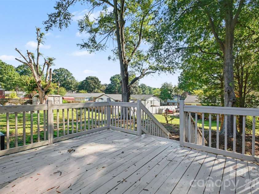 2920 Glendale Avenue, Kannapolis, NC 28081.  MLS# CAR4424056, YatesRealty ID 50469. 