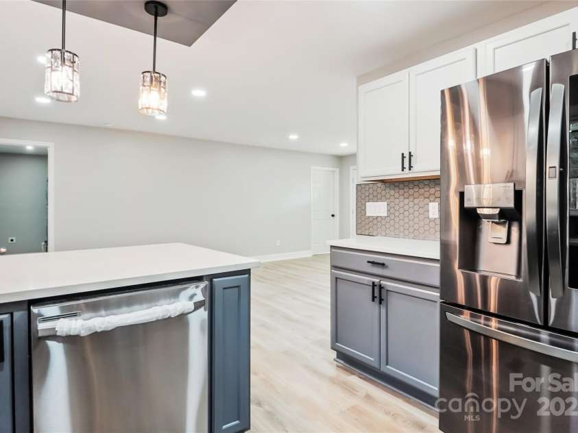 1105 Stanback Road, Chester, SC 29706.  MLS# CAR4212458, YatesRealty ID 5047. Kithchen