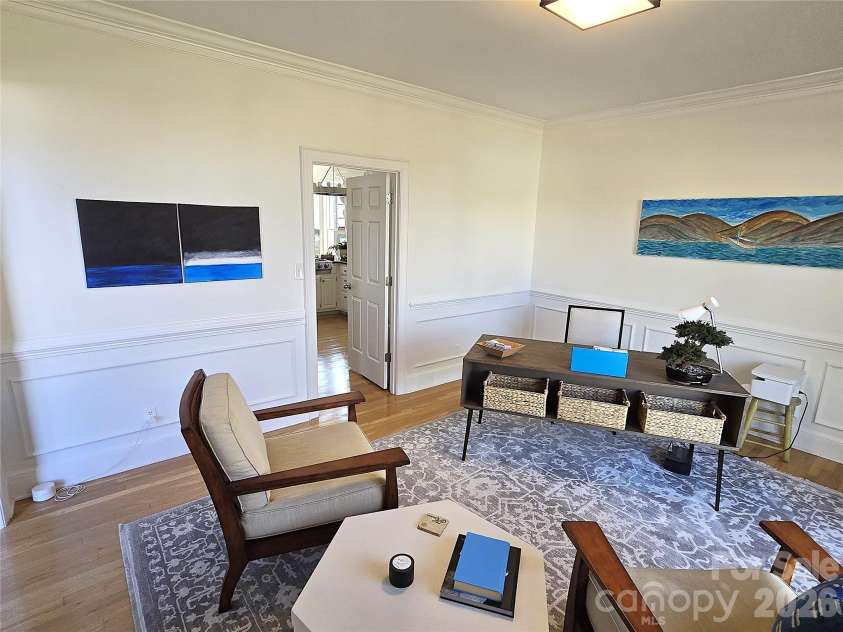 40 Shipwatch Drive, Hickory, NC 28601.  MLS# CAR4325763, YatesRealty ID 5047. 