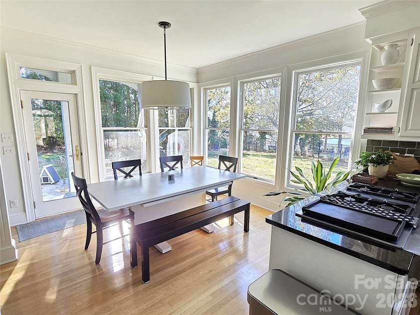 40 Shipwatch Drive, Hickory, NC 28601.  MLS# CAR4325763, YatesRealty ID 5047. 