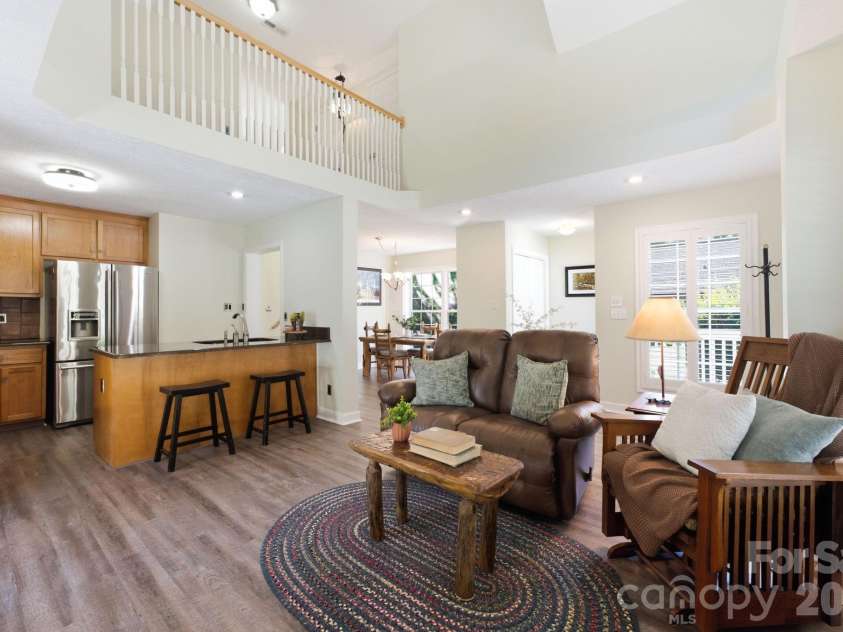 65 Airish Lane, Waynesville, NC 28785.  MLS# CAR4422647, YatesRealty ID 50471. 