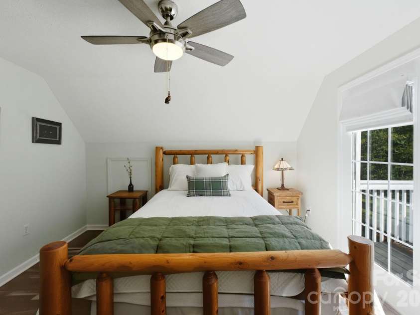 65 Airish Lane, Waynesville, NC 28785.  MLS# CAR4422647, YatesRealty ID 50471. 