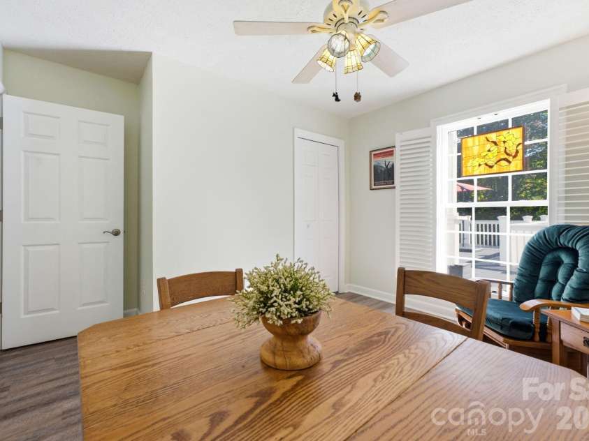 65 Airish Lane, Waynesville, NC 28785.  MLS# CAR4422647, YatesRealty ID 50471. 