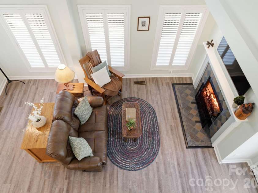 65 Airish Lane, Waynesville, NC 28785.  MLS# CAR4422647, YatesRealty ID 50471. 