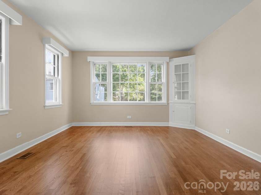 106 Green Acres Avenue, Brevard, NC 28712.  MLS# CAR4388358, YatesRealty ID 50472. 