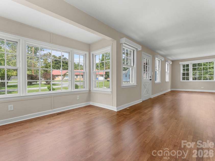 106 Green Acres Avenue, Brevard, NC 28712.  MLS# CAR4388358, YatesRealty ID 50472. 