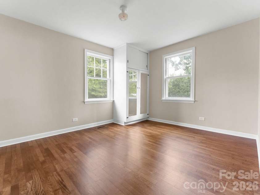 106 Green Acres Avenue, Brevard, NC 28712.  MLS# CAR4388358, YatesRealty ID 50472. 